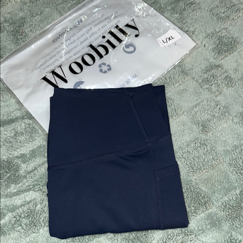 SOLD** Woobilly Navy Leggings from England